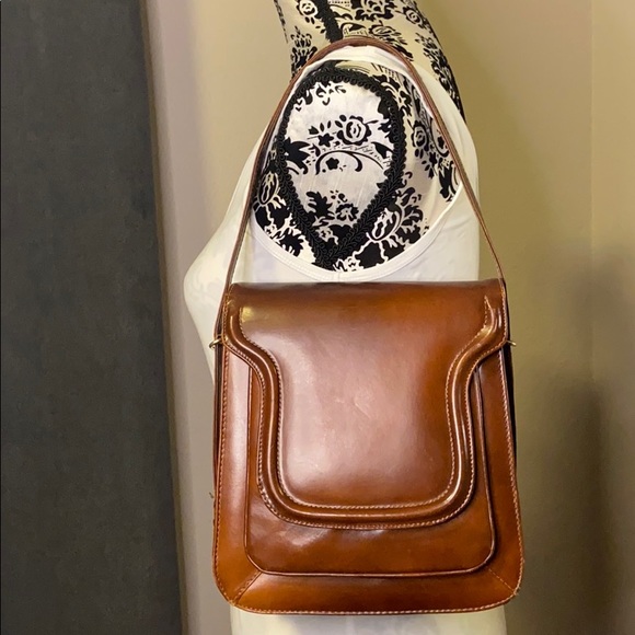 Imported leather handbag - Picture 1 of 6